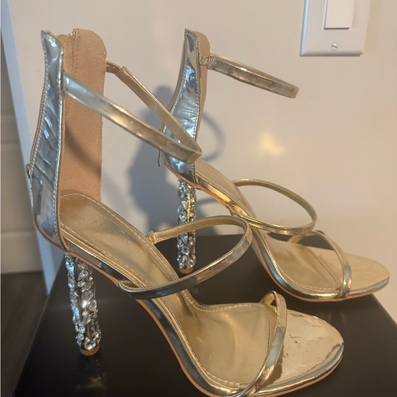 Steve Madden Metallic Gold Crystal Heels - Picture 4 of 4